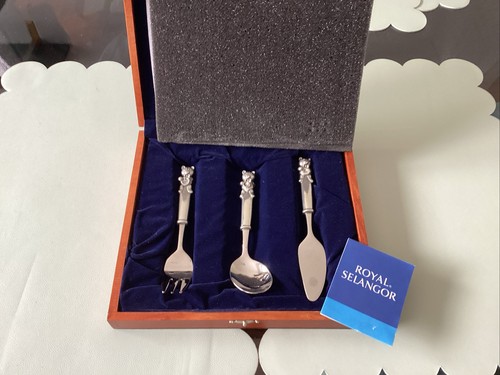 Royal selangor teddy - selangor, bears